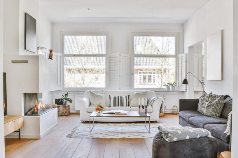 Home Renovation & Remodeling Services: Costs, Timelines, and Who to Hire