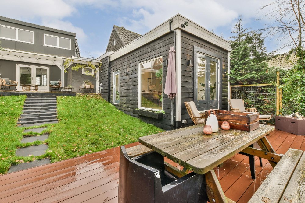 Backyard Living Studio