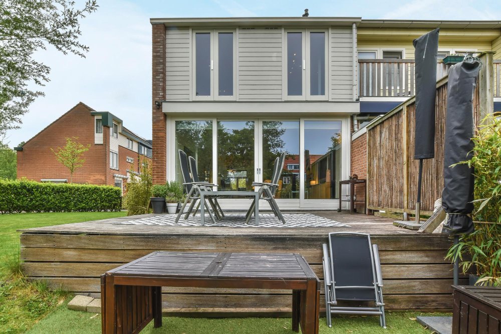 Backyard Living Studio